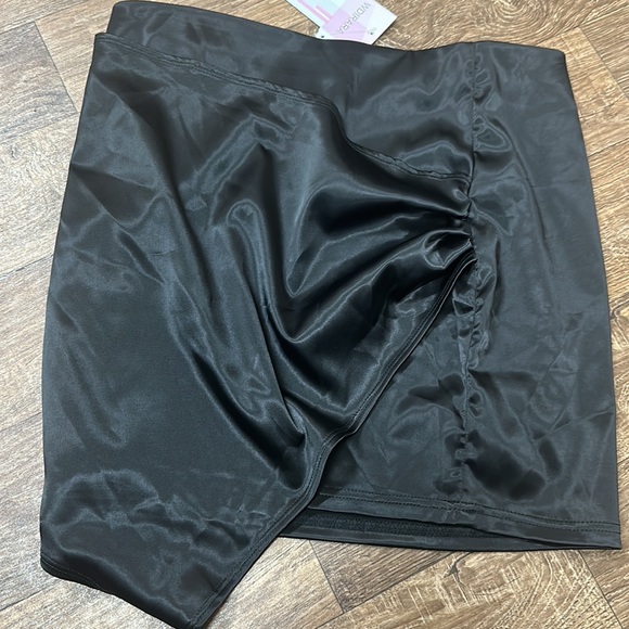 WDIRARA Women's High Waist Wrap Asymmetrical Hem Ruched
Satin Mini Skirt - Picture 7 of 7